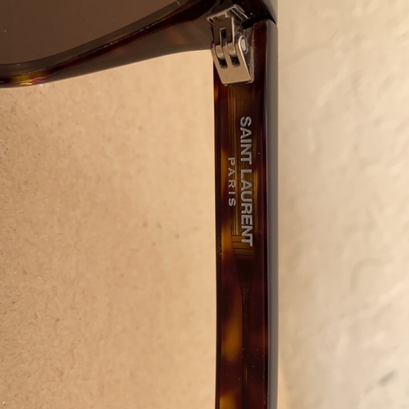 Saint Laurent sunglasses - Picture 7 of 7